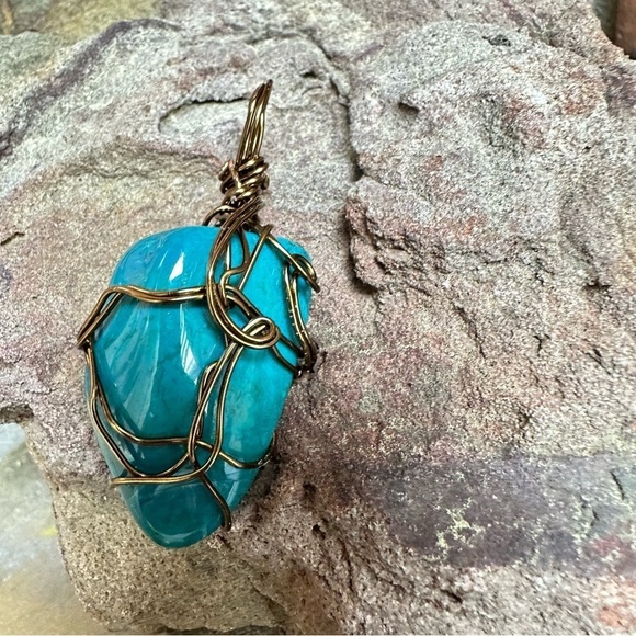 Blue Pendant Gemstone Green Chalcedony Necklace Wire Wrapped 4271 Y - Picture 9 of 10